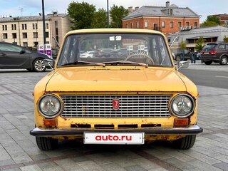 1980 Lada (ВАЗ) 21011, жёлтый, 300000 рублей, вид 1