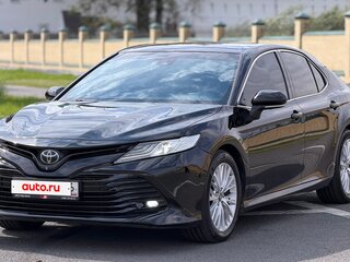 2018 Toyota Camry VIII (XV70), чёрный, 2500000 рублей, вид 1