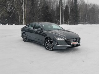 2022 Hyundai Sonata VIII (DN8), серый, 3600000 рублей, вид 3