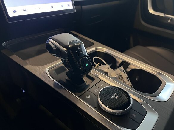 2024 Jaecoo J7 I, чёрный, 2150000 рублей - вид 28