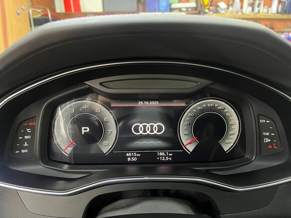2024 Audi A7 L 45 TFSI II (4K), чёрный, 6040000 рублей - вид 19