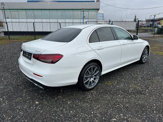 2021 Mercedes-Benz E-Класс 220 d V (W213, S213, C238) Рестайлинг, белый, 6300000 рублей, вид 4