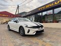 2021 Kia K5 III, белый