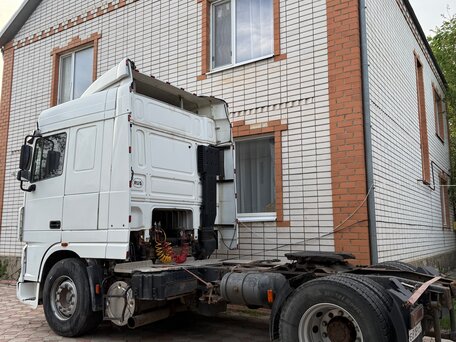 2005 DAF XF 95, белый, 2200000 рублей, вид 1