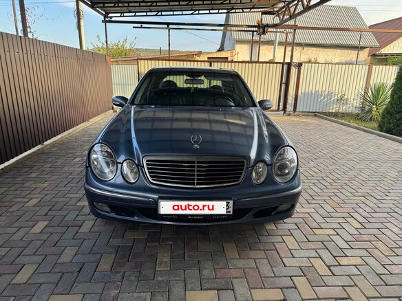 2005 Mercedes-Benz E-Класс 200 III (W211, S211), серый, 820000 рублей - вид 2