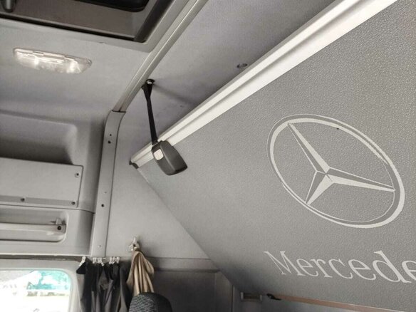 2016 Mercedes-Benz Actros, серебристый, 6500000 рублей - вид 8