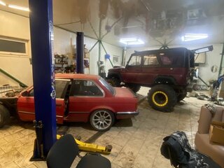 1988 BMW 3 серии 318i II (E30), красный, 500000 рублей, вид 3