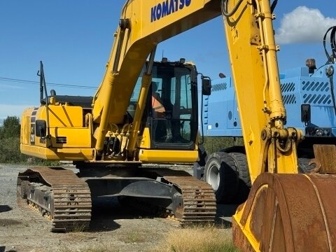 2021 Komatsu PC210, жёлтый