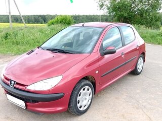 2006 Peugeot 206, красный, 650000 рублей, вид 1
