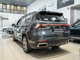 2026 Geely Okavango I Рестайлинг, серый, 4025990 рублей, вид 4