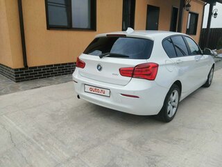 2015 BMW 1 серии 118i II (F20/F21) Рестайлинг, белый, 1550000 рублей, вид 4