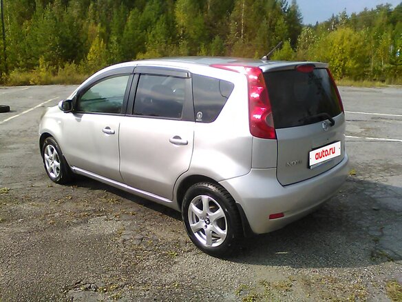 2010 Nissan Note I Рестайлинг, серый, 505000 рублей - вид 4