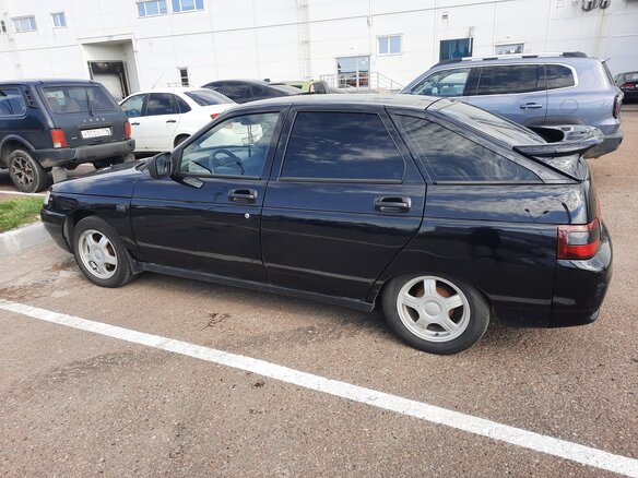 2007 Lada (ВАЗ) 2112, чёрный, 250000 рублей - вид 2