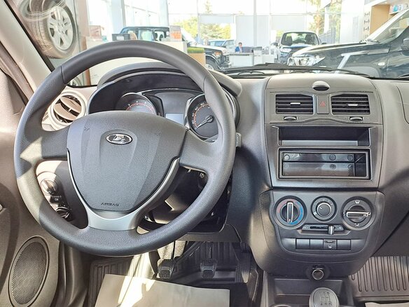 2026 Lada (ВАЗ) Granta I Рестайлинг, белый, 1038900 рублей - вид 9