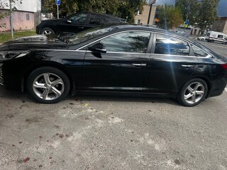 2017 Hyundai Sonata VII (LF) Рестайлинг, чёрный, 1549000 рублей, вид 4