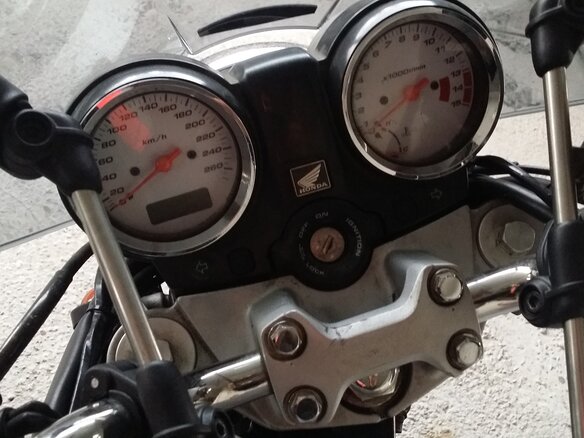 2003 Honda CB 600F Hornet, серебристый, 400000 рублей - вид 13
