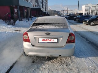 2008 Ford Focus II Рестайлинг, серый, 400000 рублей, вид 3