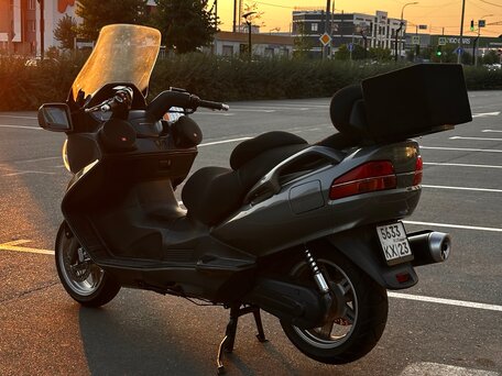 2002 Suzuki Burgman (SkyWave) 650, серебристый, 320000 рублей, вид 5