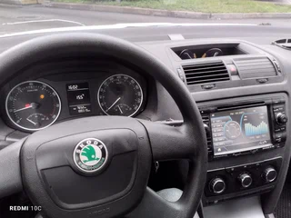 2012 Skoda Octavia II (A5) Рестайлинг, белый, 470000 рублей, вид 5