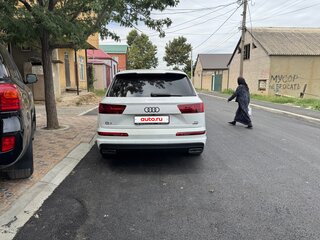 2018 Audi Q7 II (4M), белый, 4300000 рублей, вид 4