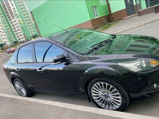 2011 Ford Focus II Рестайлинг, чёрный, 700000 рублей, вид 3
