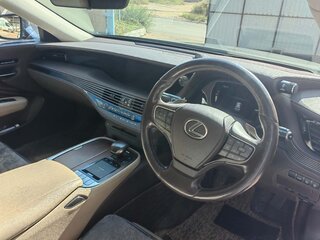 2018 Lexus LS 500 V, серый, 5000000 рублей, вид 5