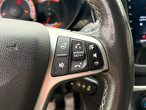 2021 Lada (ВАЗ) Vesta SW I, чёрный, 1190000 рублей - вид 12