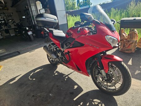 2014 Honda VFR 800, красный, 650000 рублей, вид 1