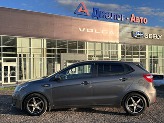 2013 Kia Rio III, серый, 520000 рублей, вид 2