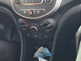 2015 Hyundai Solaris I Рестайлинг, пурпурный, 1300000 рублей, вид 5
