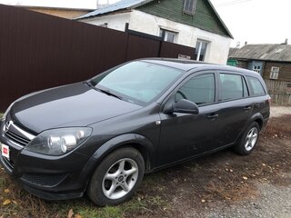 2011 Opel Astra H Рестайлинг, серый, 550000 рублей, вид 2