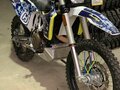 2017 Husqvarna 701 Enduro, белый - вид 4