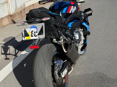 2024 BMW M 1000 R, чёрный, 2350000 рублей, вид 5