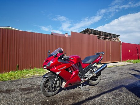 2007 Kawasaki ZZR 1400, красный, 630000 рублей, вид 1