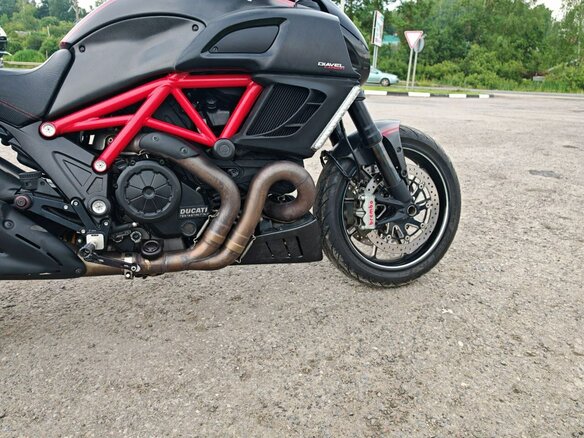 2011 Ducati Diavel, красный, 855000 рублей - вид 7