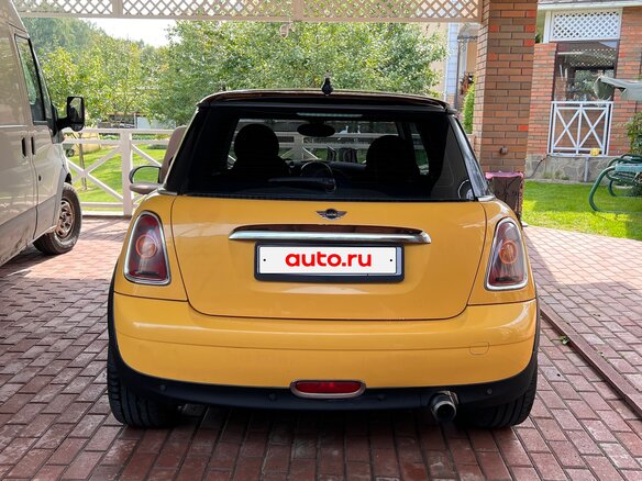 2008 Mini Hatch One II (R56), жёлтый, 680000 рублей - вид 17