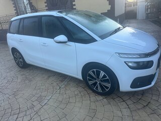 2016 Citroen C4 Picasso Grand II Рестайлинг, белый, 1550000 рублей, вид 3
