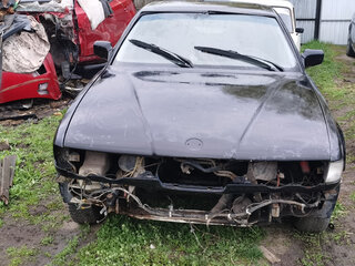 1986 BMW 7 серии 735Li II (E32), чёрный, 100000 рублей, вид 2