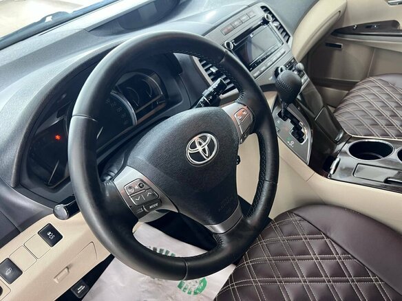 2010 Toyota Venza I, белый - вид 13