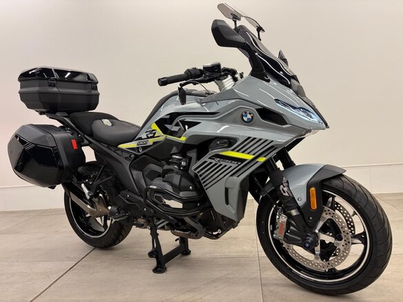 2025 BMW R 1300 RS, серый, 2900000 рублей