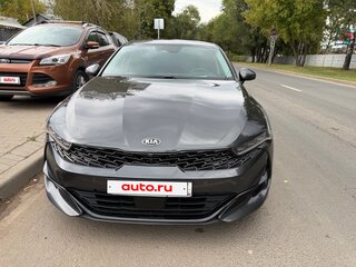 2021 Kia K5 III, серый, 2550000 рублей, вид 2
