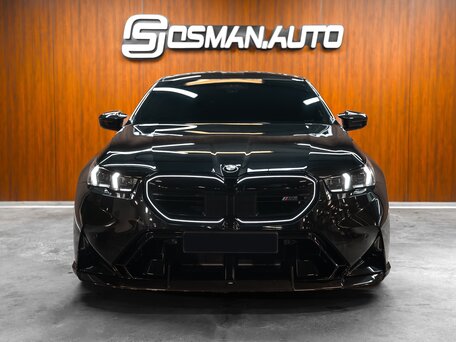 2025 BMW M5 VII (G90), чёрный, 22600000 рублей, вид 3