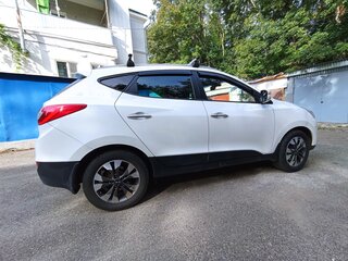 2014 Hyundai ix35 I Рестайлинг, белый, 1750000 рублей, вид 3