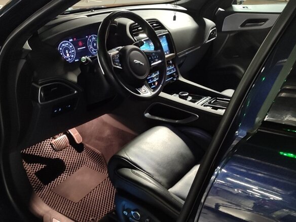 2019 Jaguar F-Pace I, синий, 4035526 рублей - вид 4