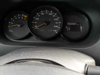 2010 Renault Fluence I, бежевый, 1599999 рублей, вид 4
