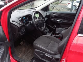 2018 Ford Kuga II Рестайлинг, красный, 1799999 рублей, вид 3
