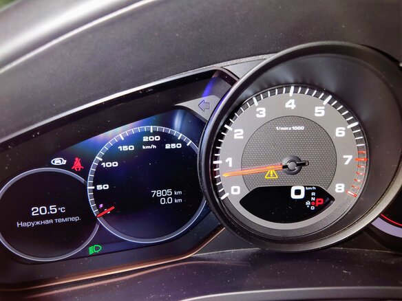 2019 Porsche Cayenne III, белый, 9900000 рублей - вид 16