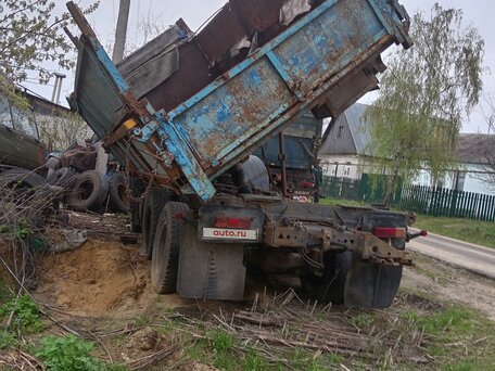 1987 КамАЗ 55102, оранжевый, 300000 рублей, вид 3