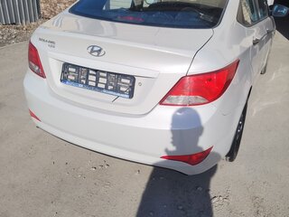 2016 Hyundai Solaris I Рестайлинг, бежевый, 1040000 рублей, вид 2