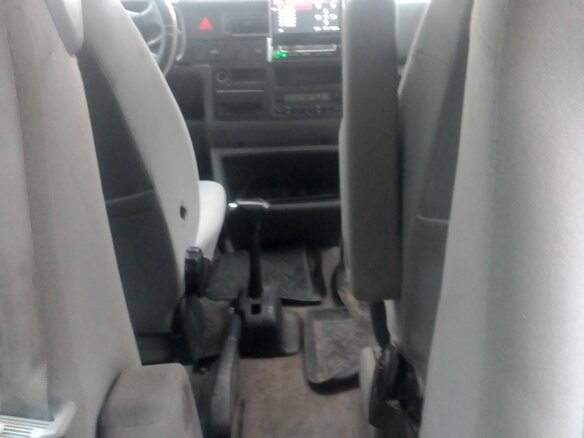 2002 Volkswagen Multivan T4, зелёный, 1200000 рублей - вид 2